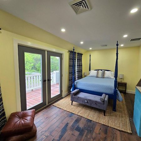 Heritage Trail Farmhouse New Hampton Экстерьер фото