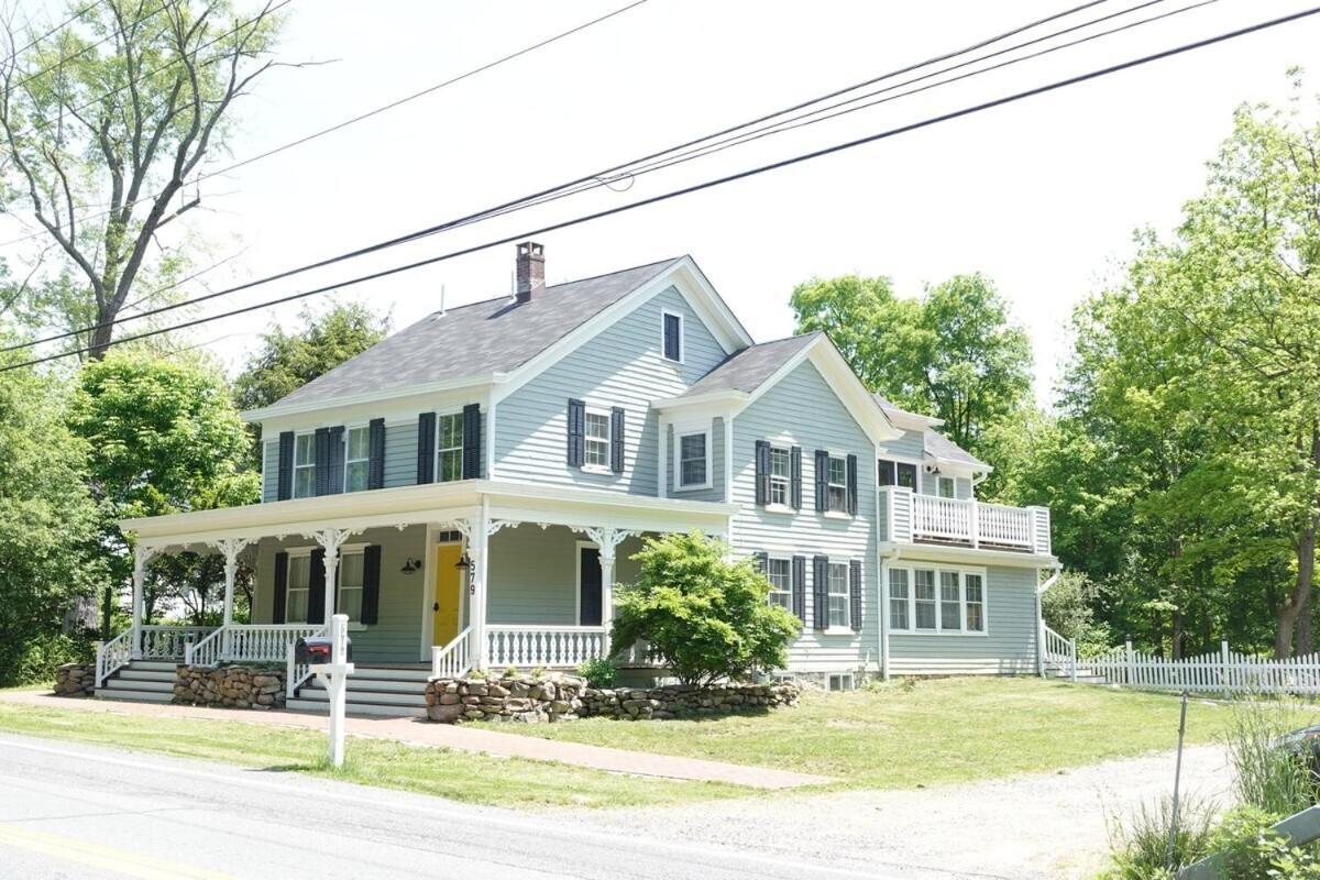 Heritage Trail Farmhouse New Hampton Экстерьер фото