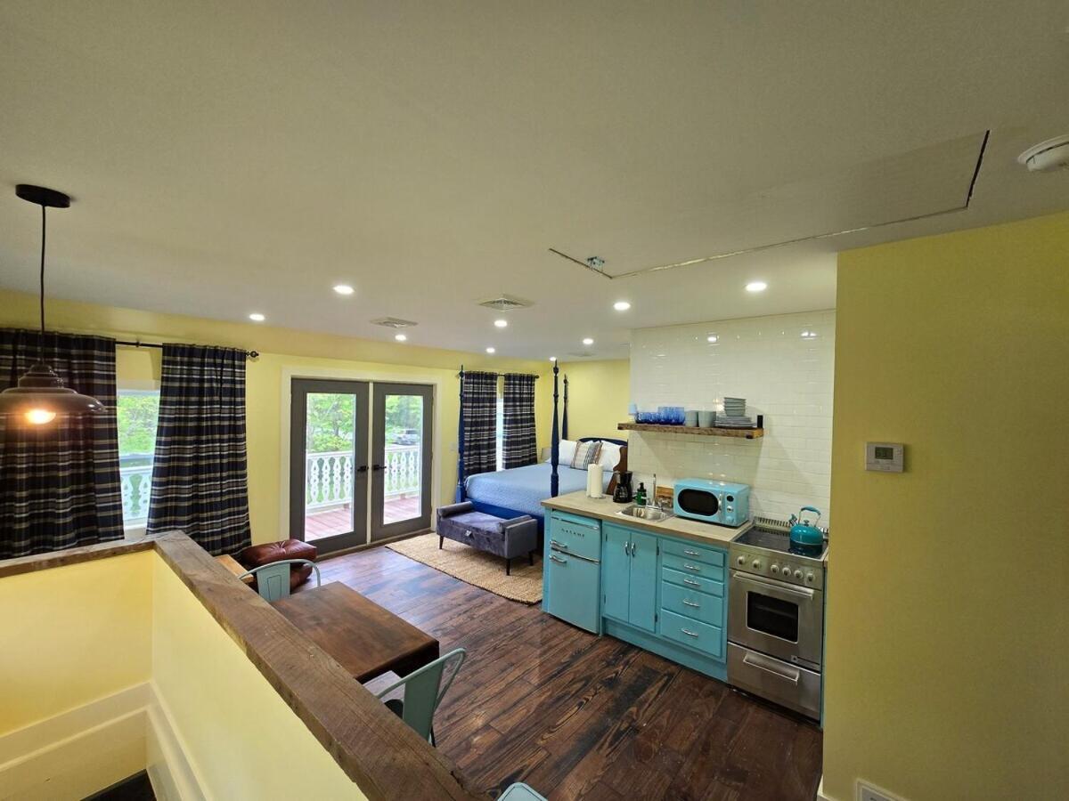 Heritage Trail Farmhouse New Hampton Номер фото